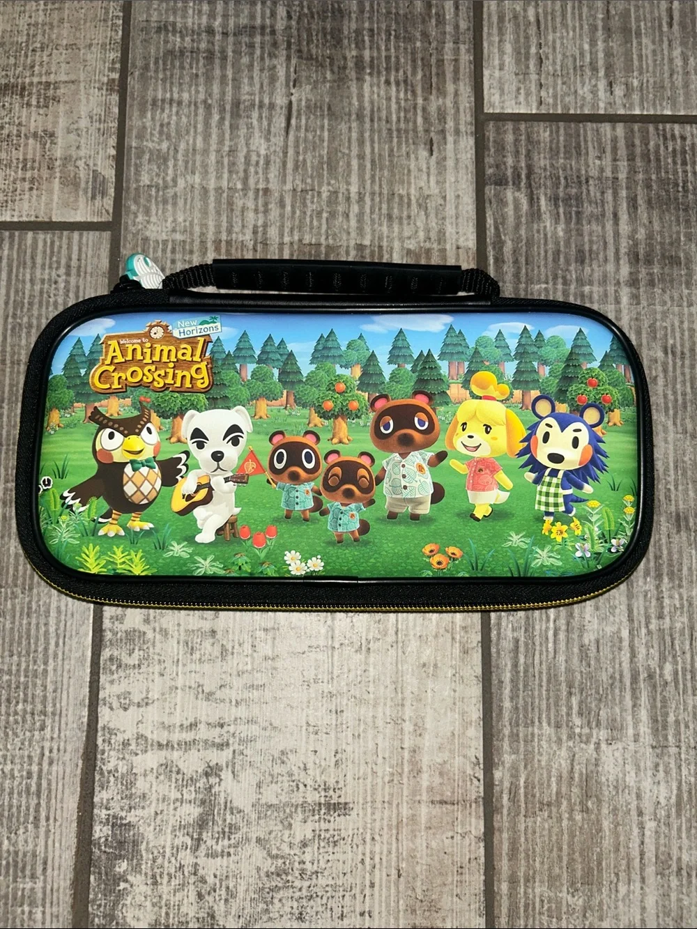 Animal Crossing Nintendo Switch Deluxe Travel Case RDS Industries + Game Cases